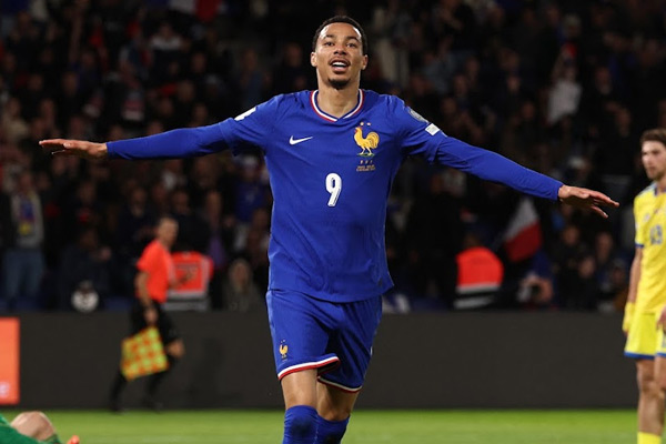 ฮูโก้ เอกิติเก้