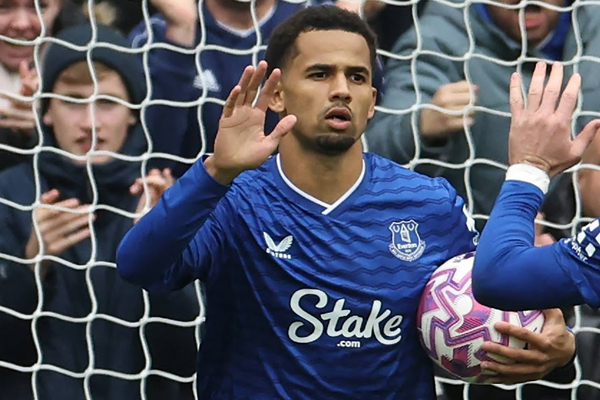 อิลิมัน เอ็นดิอาเย่