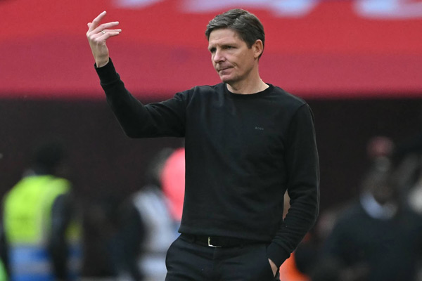 โอลิเวอร์ กลาสเนอร์