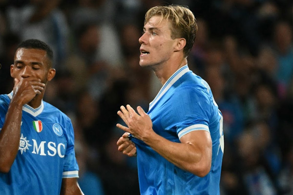 ราสมุส ฮอยลุนด์