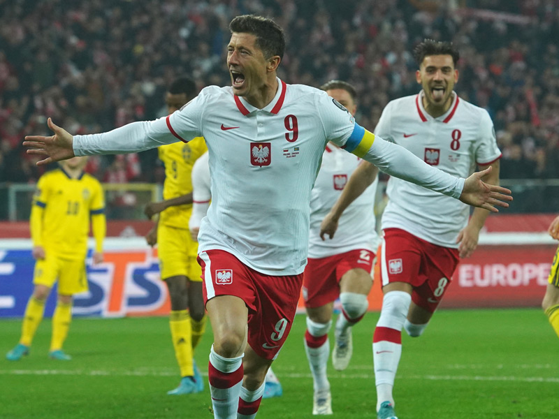 ฟุตบอลโลก 2022 รอบคัดเลือก : โปแลนด์ 2-0 สวีเดน