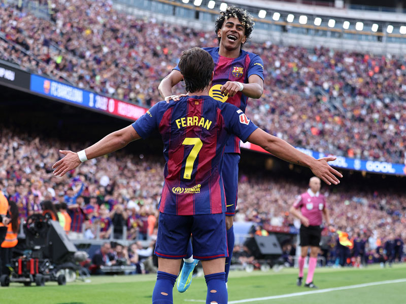 ลา ลีกา สเปน : บาร์เซโลน่า 4-1 เอสปันญ่อล