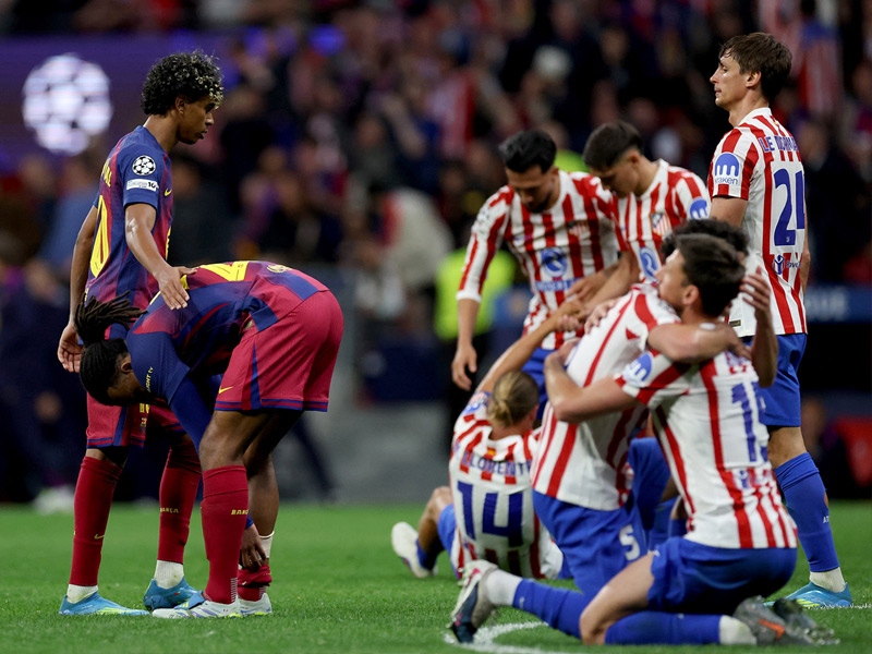 ยูฟ่า แชมเปี้ยนส์ ลีก : แอต.มาดริด 1-2 บาร์เซโลน่า