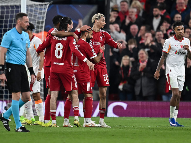 ยูฟ่า แชมเปี้ยนส์ ลีก : ลิเวอร์พูล 4-0 กาลาตาซาราย