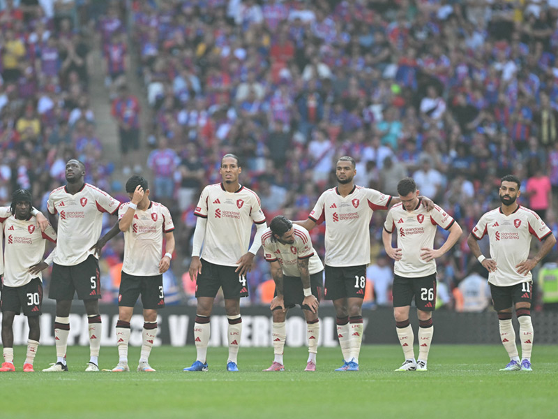 คอมมิวนิตี้ ชิลด์ : คริสตัล พาเลซ 2-2 ลิเวอร์พูล (ดวลจุดโทษ 3-2) 