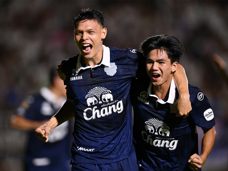 ไทยลีก : ลำพูน วอร์ริเออร์ 2-3 บุรีรัมย์ ยูไนเต็ด