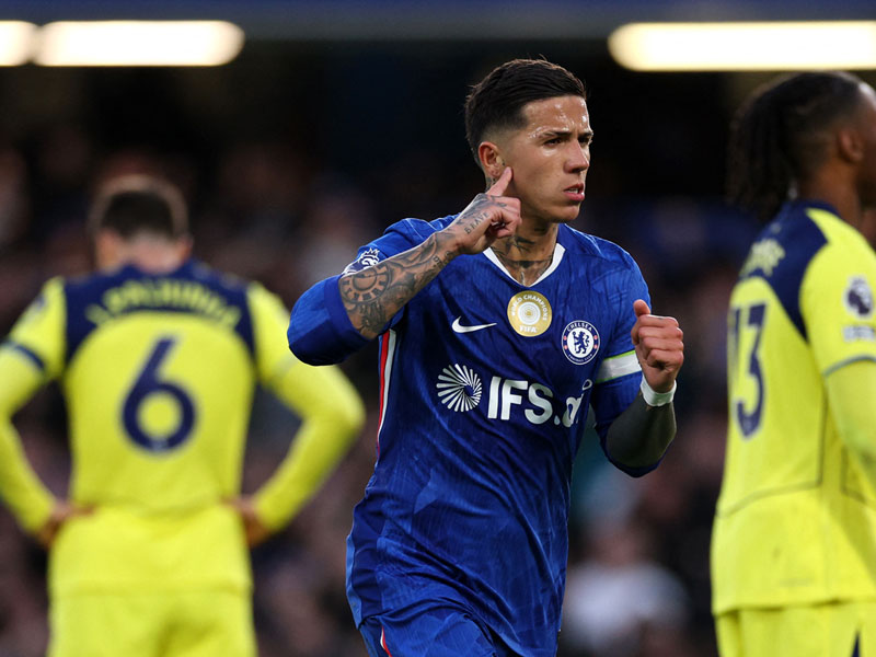 พรีเมียร์ลีก อังกฤษ : เชลซี 2-1 สเปอร์ส