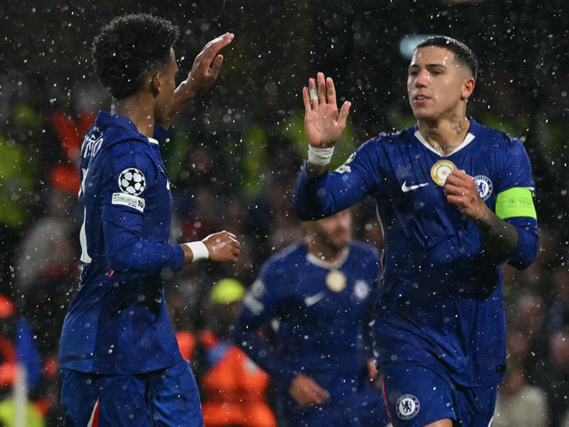 ยูฟ่า แชมเปี้ยนส์ ลีก : เชลซี 5-1 อาแจ็กซ์