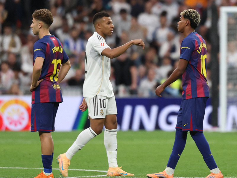 เอล กลาซีโก้ : เรอัล มาดริด 2-1 บาร์เซโลน่า