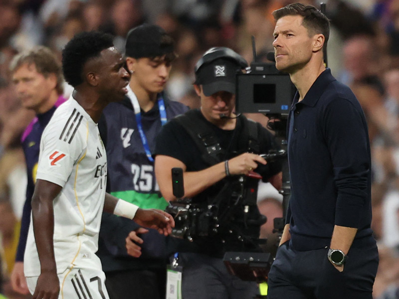 วินิซิอุส จูเนียร์ เอาจริงเล็งย้ายหนี เรอัล มาดริด หลังปะทะคารม ชาบี อลอนโซ่