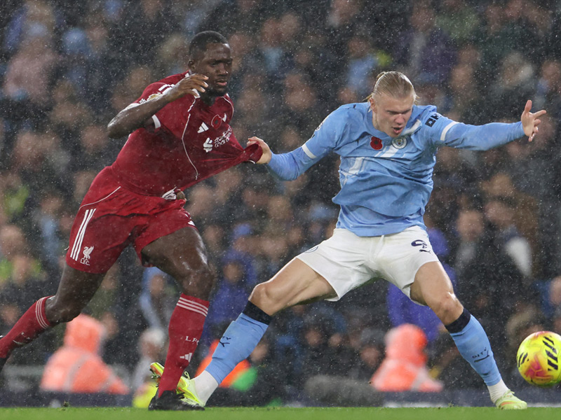 พรีเมียร์ลีก อังกฤษ : แมนซิตี้ 3-0 ลิเวอร์พูล