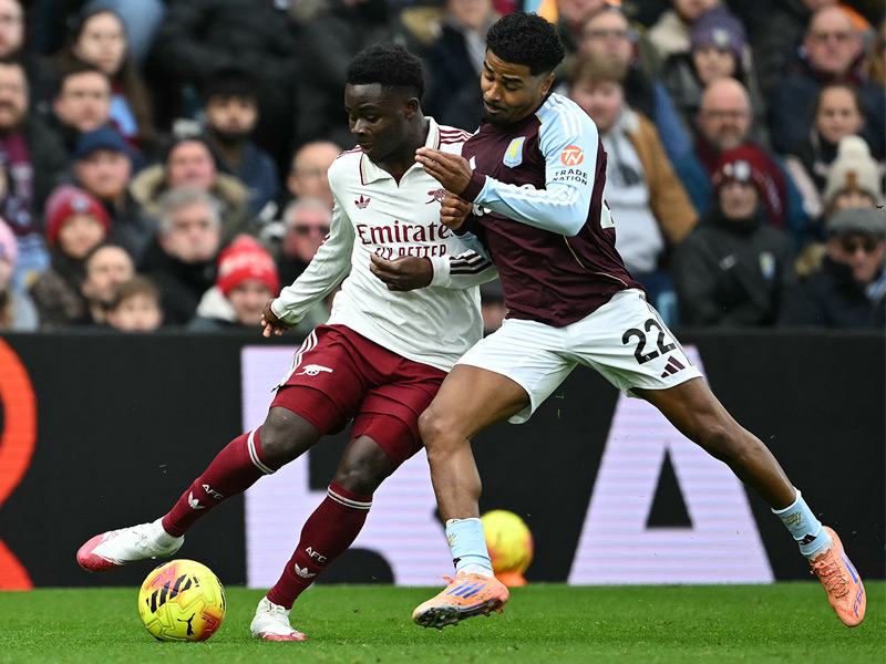 พรีเมียร์ลีก อังกฤษ : แอสตัน วิลล่า 2-1 อาร์เซน่อล