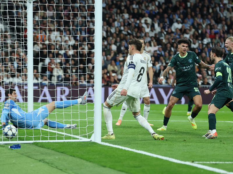 ยูฟ่า แชมเปี้ยนส์ ลีก : เรอัล มาดริด 1-2 แมนซิตี้