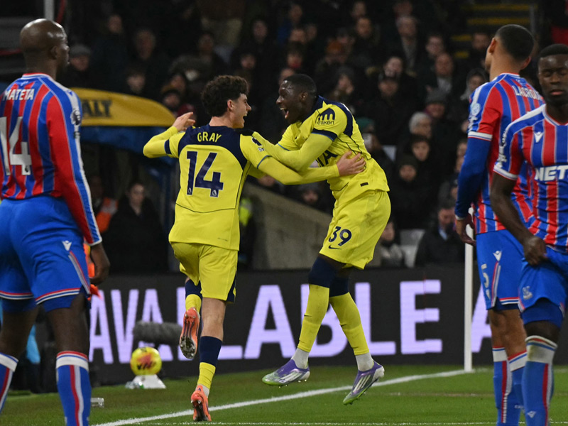 พรีเมียร์ลีก อังกฤษ : คริสตัล พาเลซ 0-1 สเปอร์ส