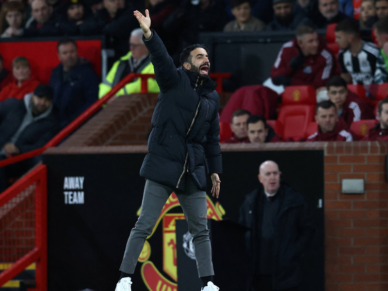 แมนยู เล็งอดีตกุนซือ เชลซี 3 รายมาแทนที่ รูเบน อโมริม