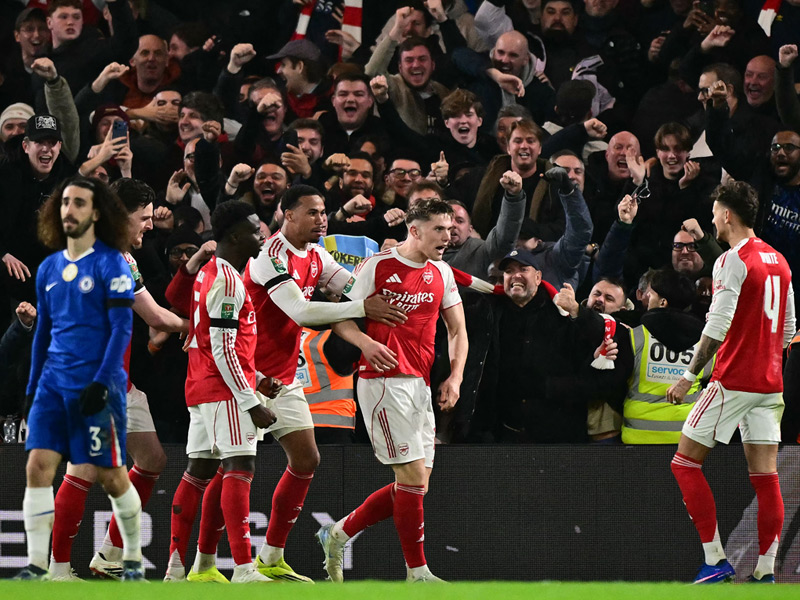 คาราบาว คัพ รอบรองชนะเลิศ นัดแรก : เชลซี 2-3 อาร์เซน่อล