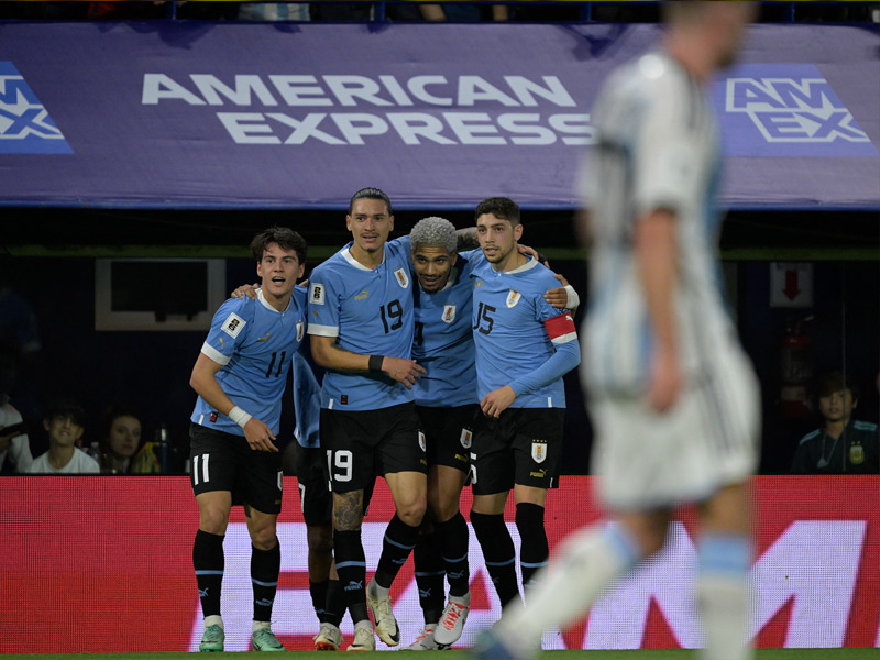 ฟุตบอลโลก 2026 รอบคัดเลือก โซนอเมริกาใต้ : อาร์เจนติน่า 0-2 อุรุกวัย