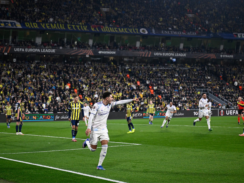 ยูฟ่า ยูโรป้า ลีก : เฟเนร์บาเช่ 0-1 แอสตัน วิลล่า