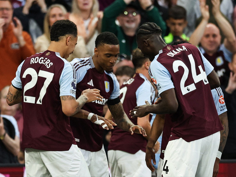 พรีเมียร์ลีก อังกฤษ : แอสตัน วิลล่า 2-0 สเปอร์ส