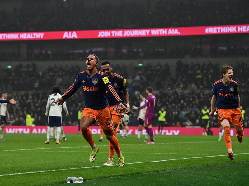 พรีเมียร์ลีก อังกฤษ : สเปอร์ส 1-2 นิวคาสเซิล