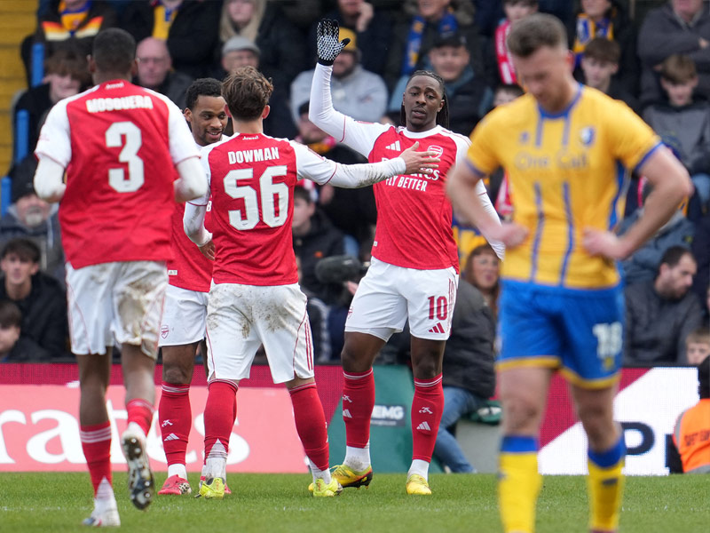 เอฟเอ คัพ : แมนส์ฟิลด์ 1-2 อาร์เซน่อล