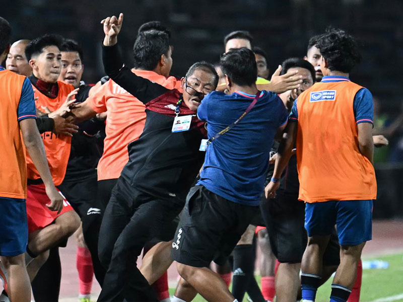 มีบทลงโทษ !! สมาคมฟุตบอล แถลงการณ์เหตุวุ่นวาย ทีมชาติไทย-อินโดนีเซีย