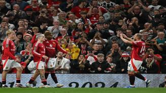 คาราบาว คัพ : แมนยู 7-0 บาร์นสลี่ย์