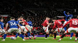 พรีเมียร์ลีก : แมนยู 3-2 อิปสวิช