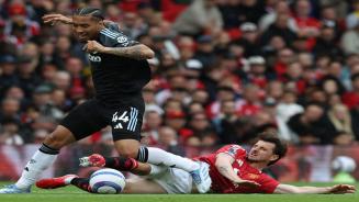 พรีเมียร์ลีก : แมนยู 2-0 แอสตัน วิลล่า
