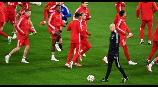 แมนยูซื้อนักเตะ