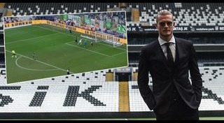 ลอริส คาริอุส