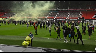 แฟนบอลประท้วง