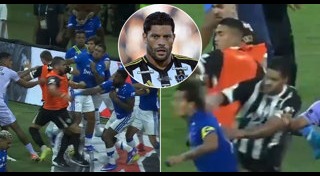 แฟนบอลตีกัน